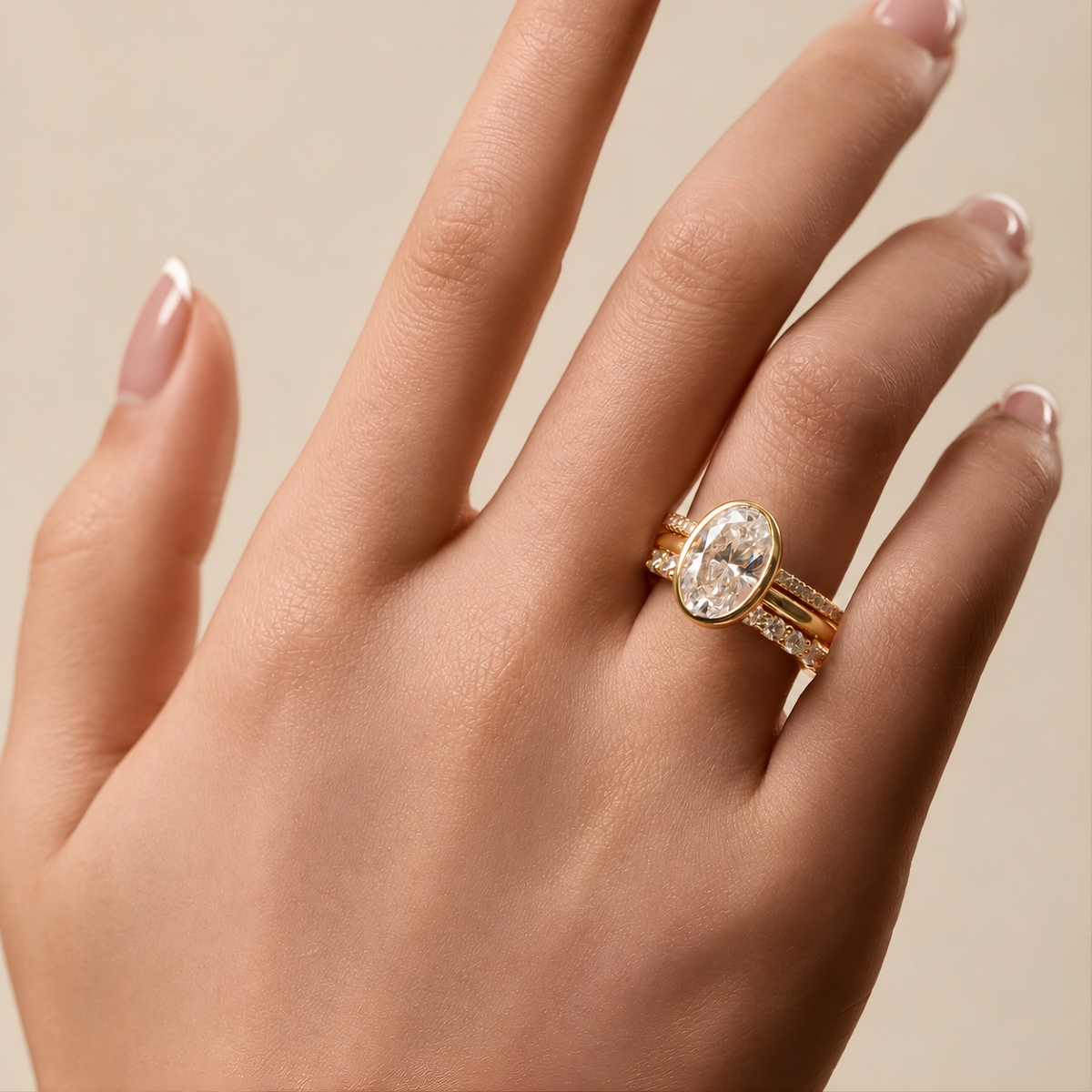 BEZEL OVAL CUT RING